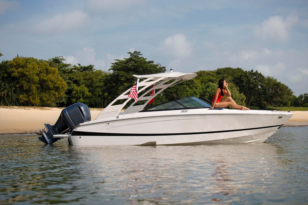 Host Events on a Yacht in Toronto with Gone Sailing Adventures